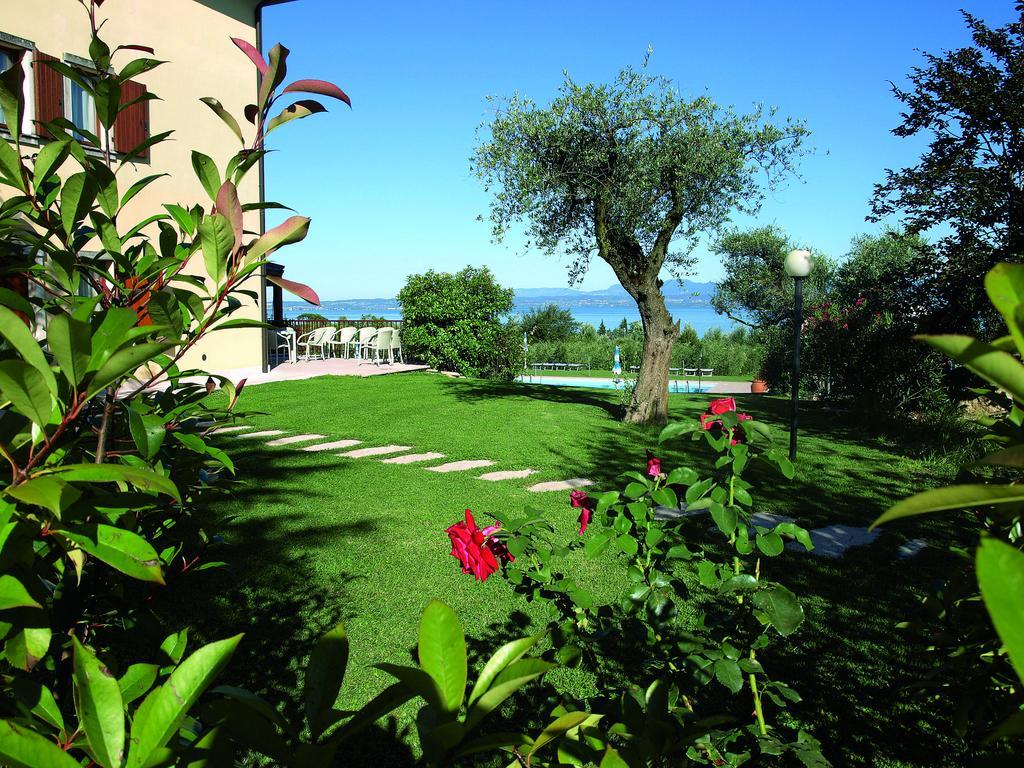 Agriturismo Il Giardino Degli Ulivi Lazise Exterior photo